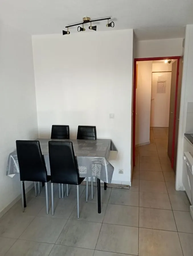 2 Pieces Refait A Neuf Cannes La Bocca